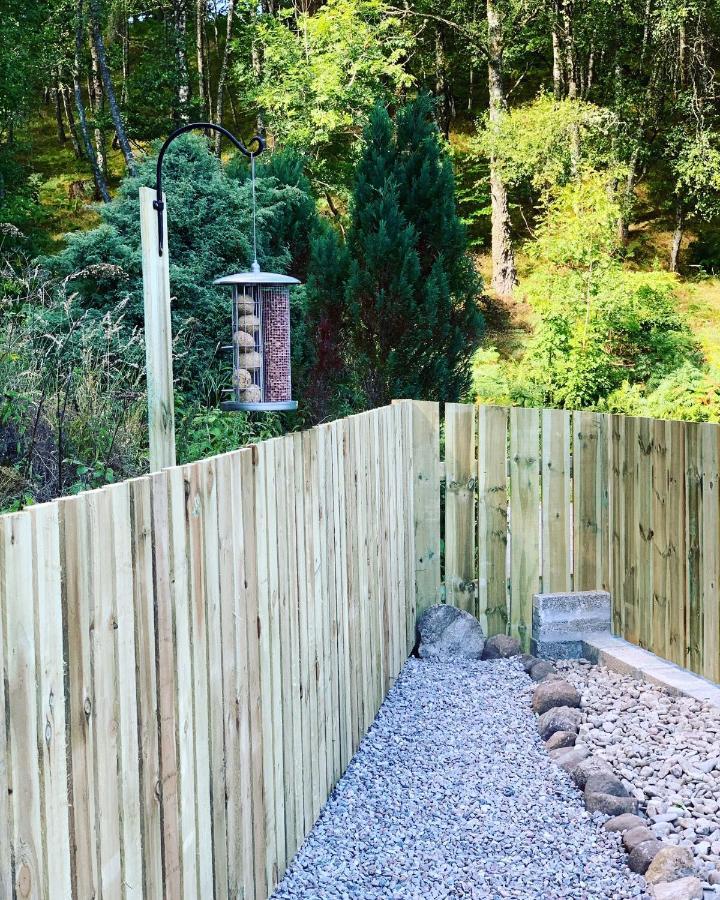 Loch Ness Woodland Pods Hotel Drumnadrochit Buitenkant foto
