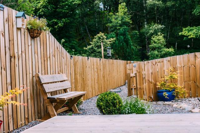 Loch Ness Woodland Pods Hotel Drumnadrochit Buitenkant foto